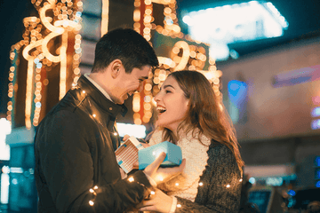 7 Cute, Funny, And Sweet Ideas For Unique Couple Gifts - JAHomesUS
