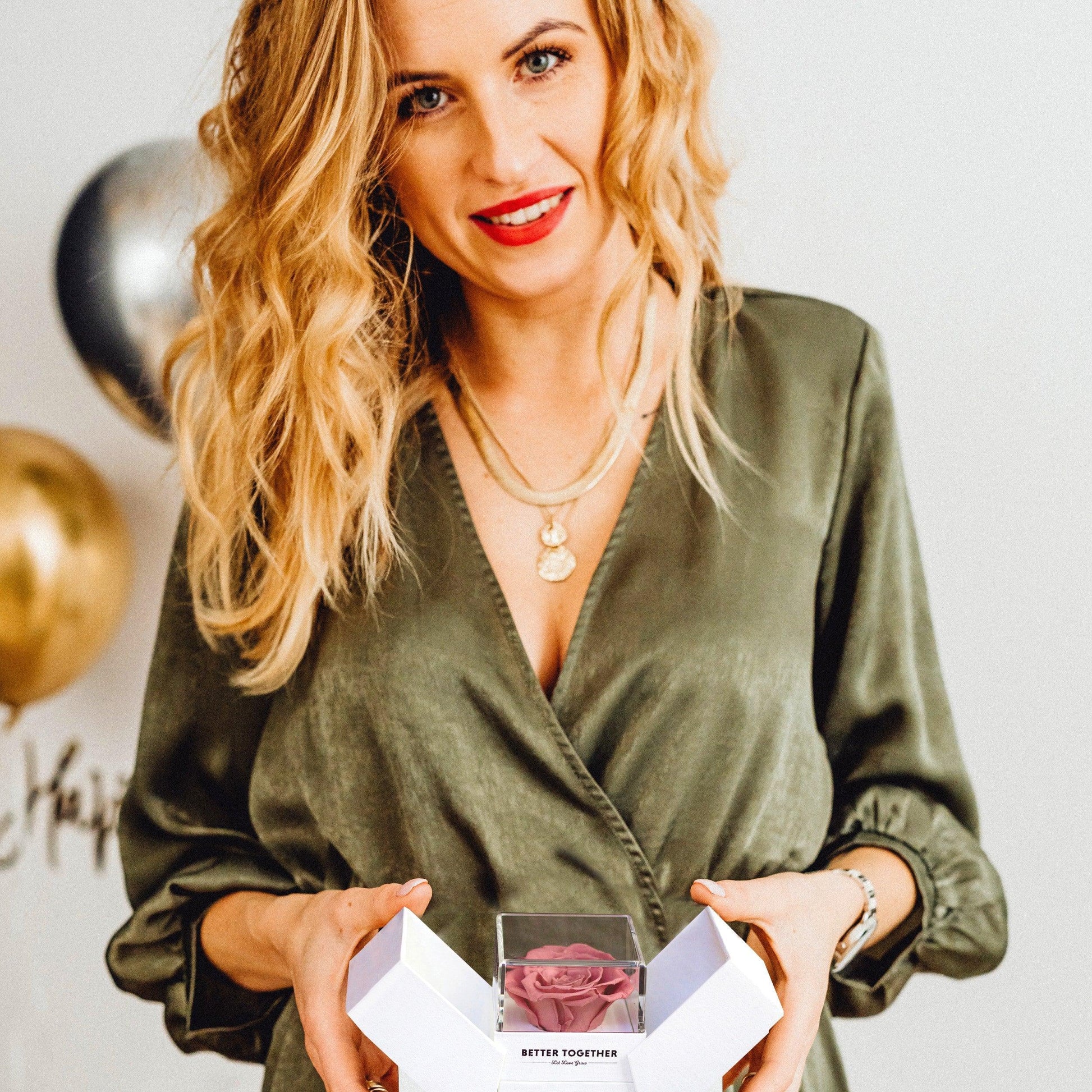 Preserved Rose with Necklace - JAHomesUS